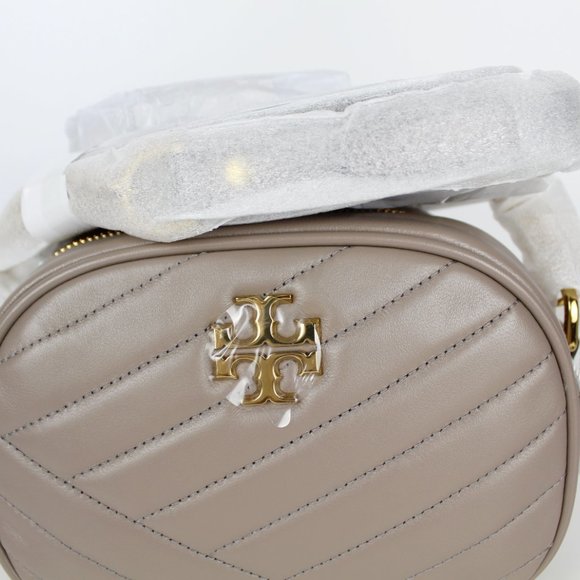 NWT TORY BURCH Kira Small Chevron Crossbody Camera Bag - Picture 6 of 13